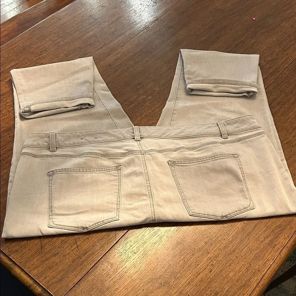 Talbots Light Gray HR Flawless Five Pocket Boyfriend Jeans W22 EUC
